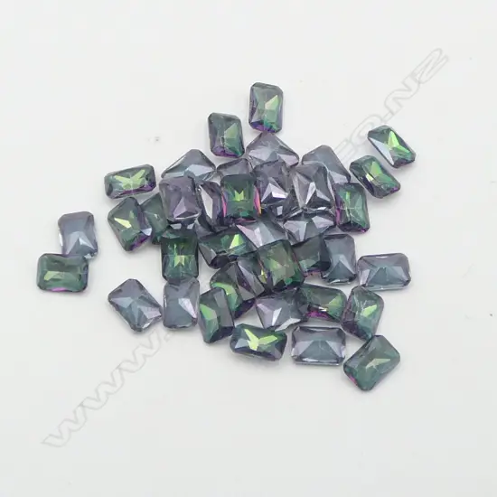 PARCEL MYSTIC TOPAZ, OCTAGON CUT, 27.36ct