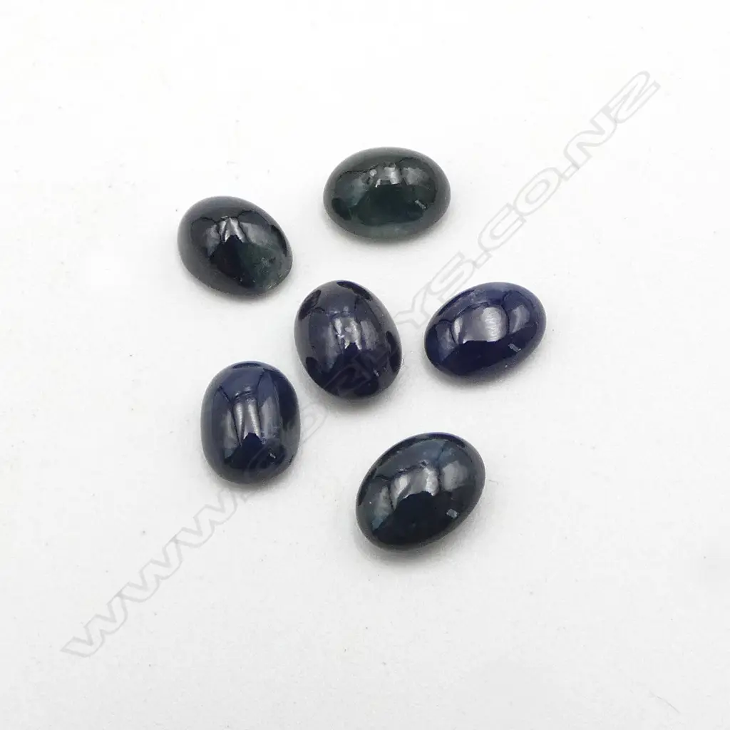 DEEP BLUE SAPPHIRE CABOCHONS, 10ct Image 1++