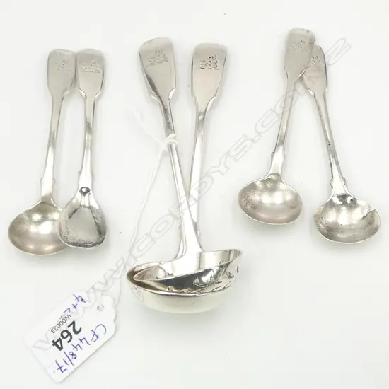 6 ANTIQUE SPOONS, 95gms