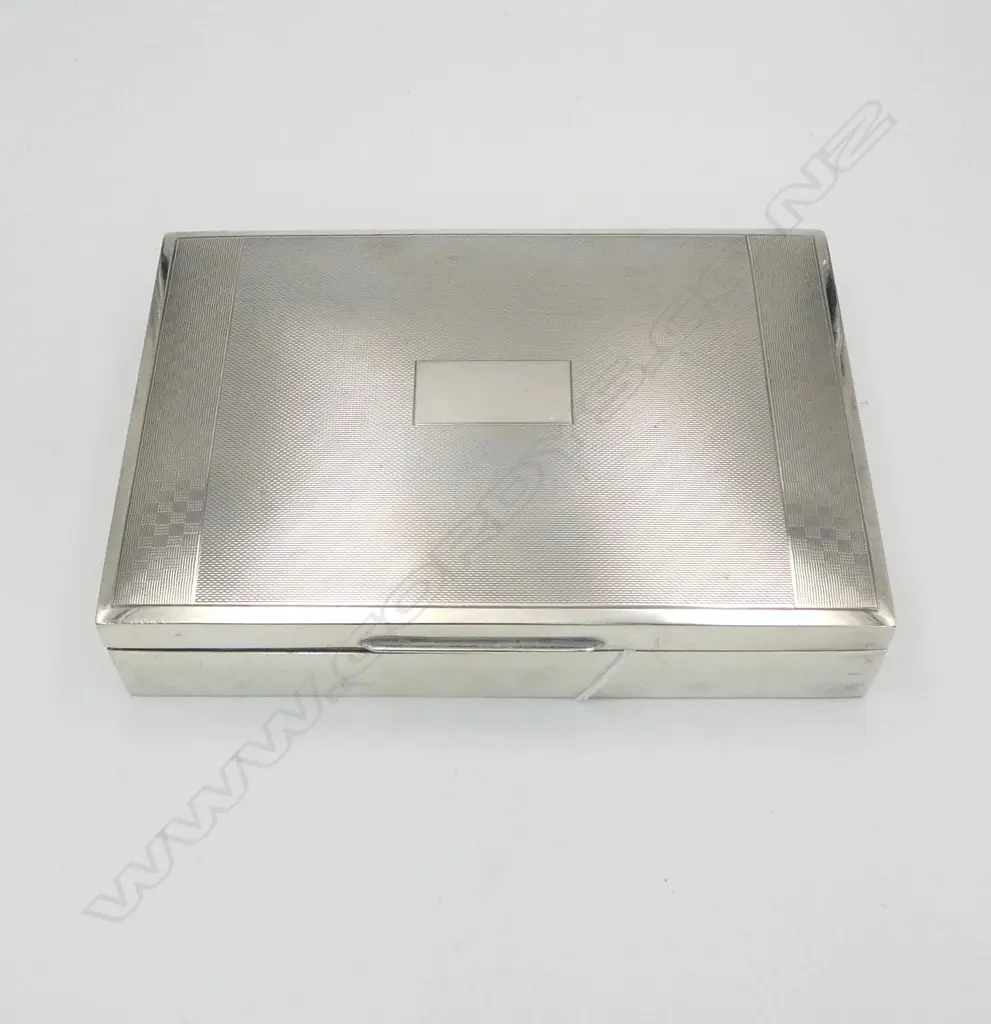 STERLING SILVER  PLAYING CARD OR CIGARETTE CASE 524gms (includes wood liner) Image 1++