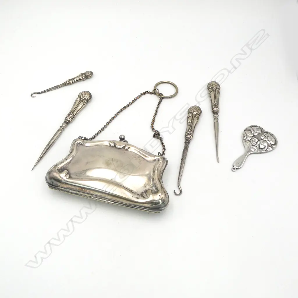 c.1900 SILVER PURSE fitted interior + 3 silver button hooks + angels mirror Image 1++