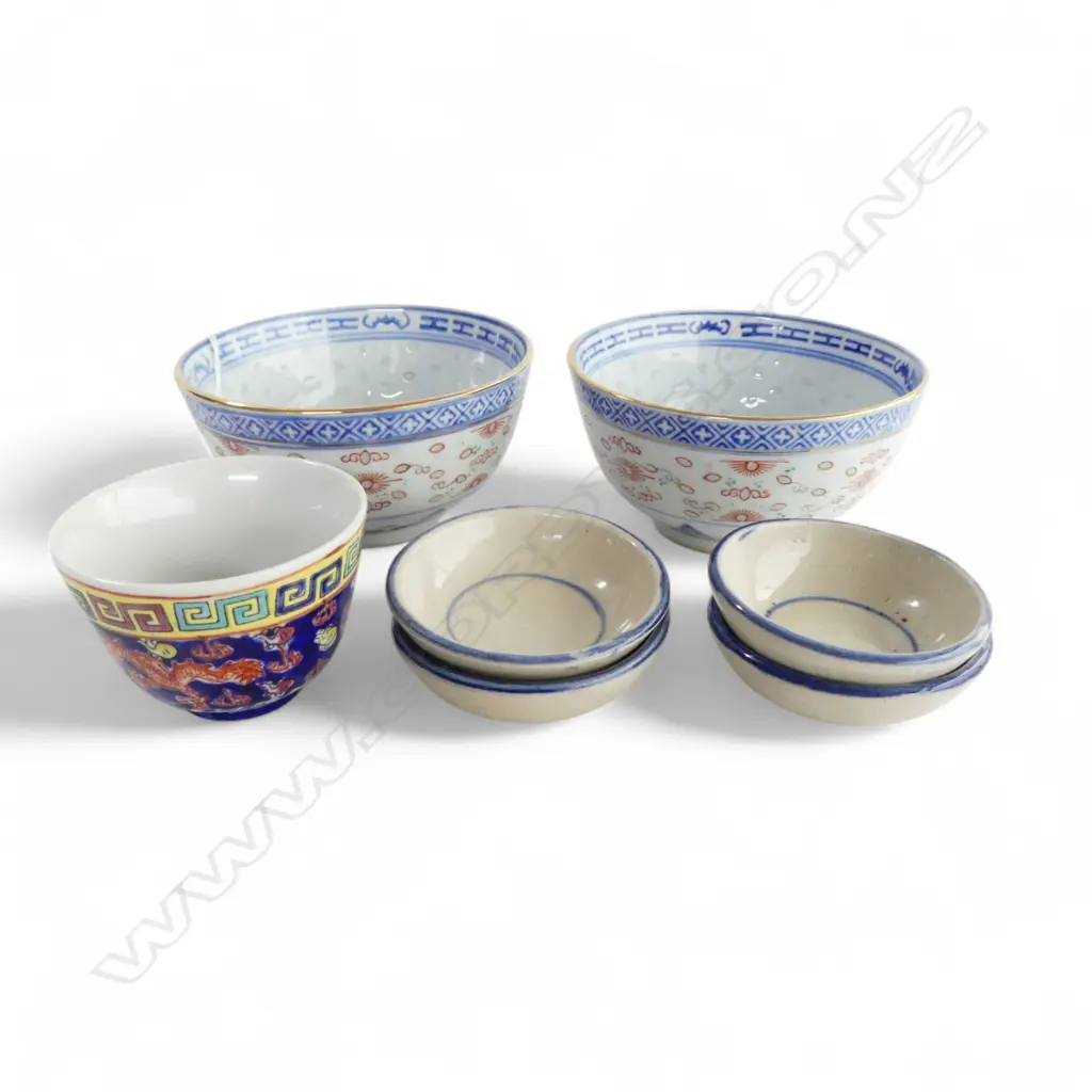 PAIR CHINESE RICE BOWLS/4 HAND DECORATED SAUCERS/QIANLONG DRAGON CUP Image 1++