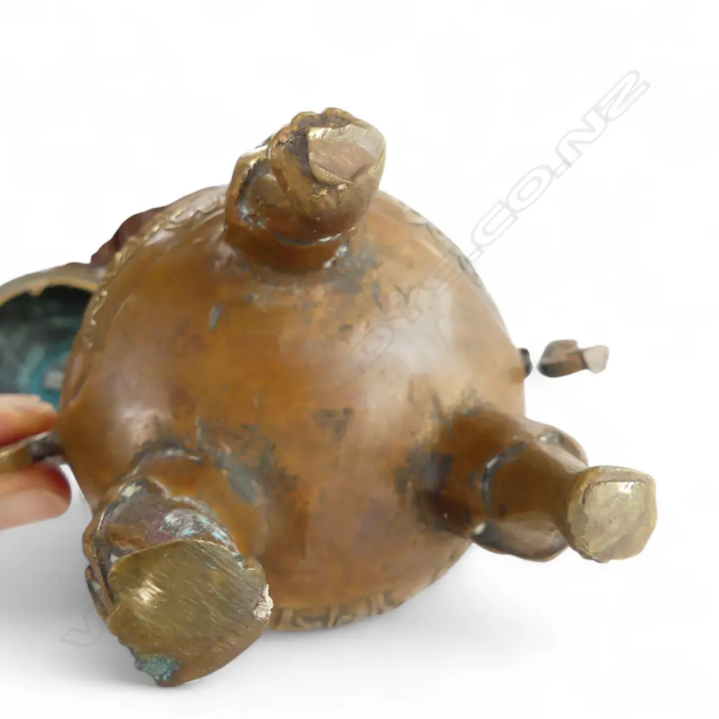 **RTV**  ORIENTAL METAL CENSER H.180mm with buddha figure finial Image 1++