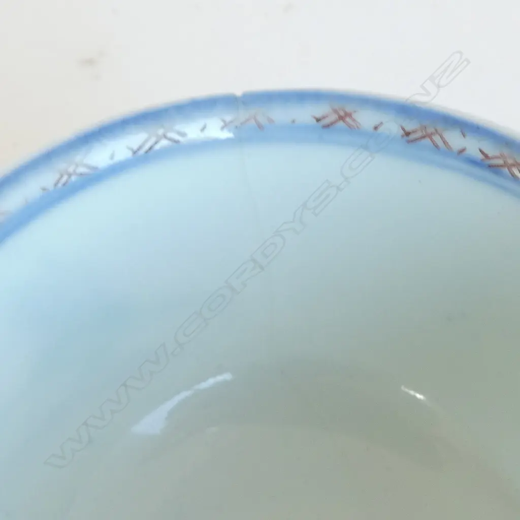 6 ORIENTAL BOWLS, HAIRLINES 150mm dia Image 1++