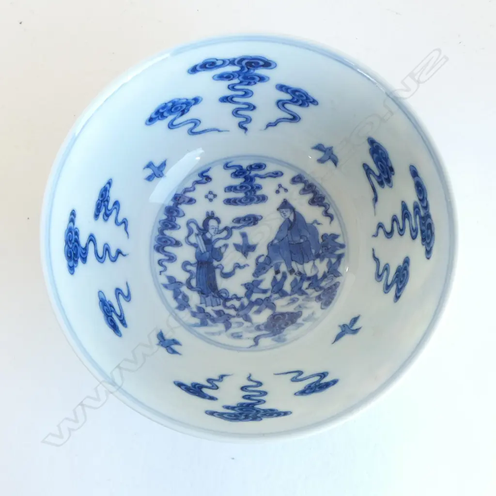 6 ORIENTAL BOWLS, HAIRLINES 150mm dia Image 1++