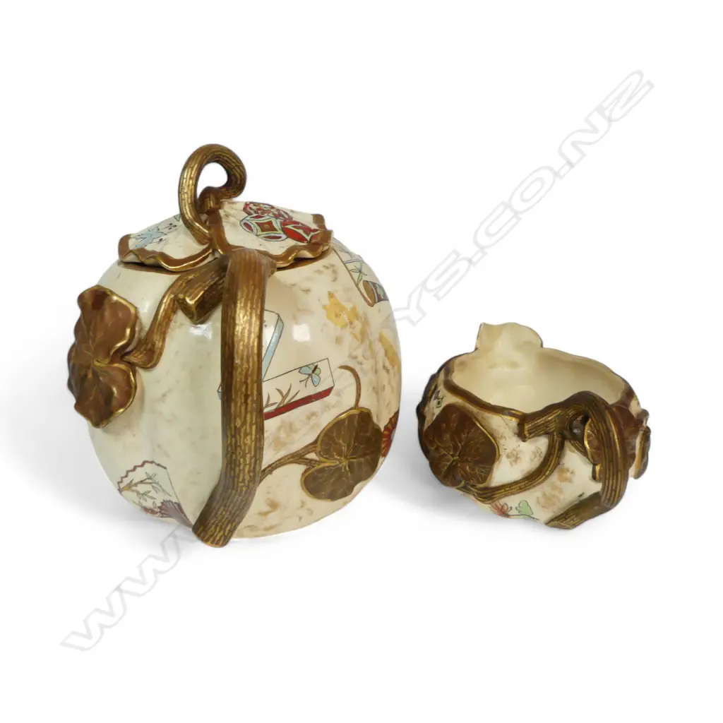 ANTIQUE R/WORCESTER TEAPOT & CREAM JUG ORIENTAL PAT Image 1++
