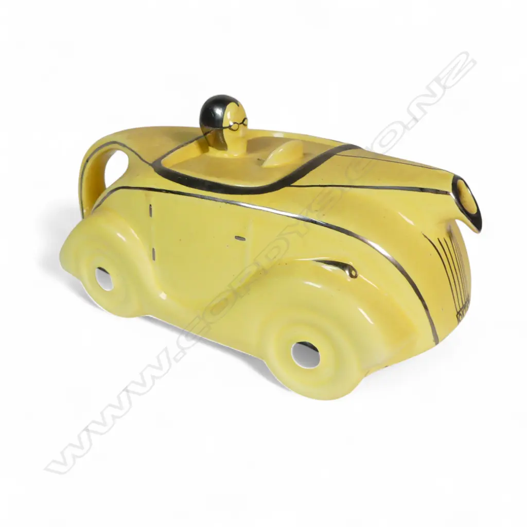DECO CHINA YELLOW RACING CAR TEAPOT Image 1++
