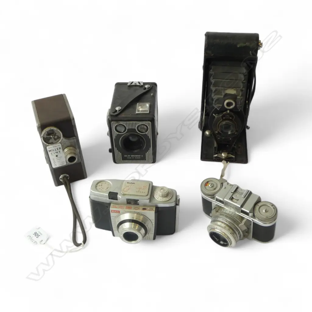 5 VINTAGE CAMERAS Image 1++