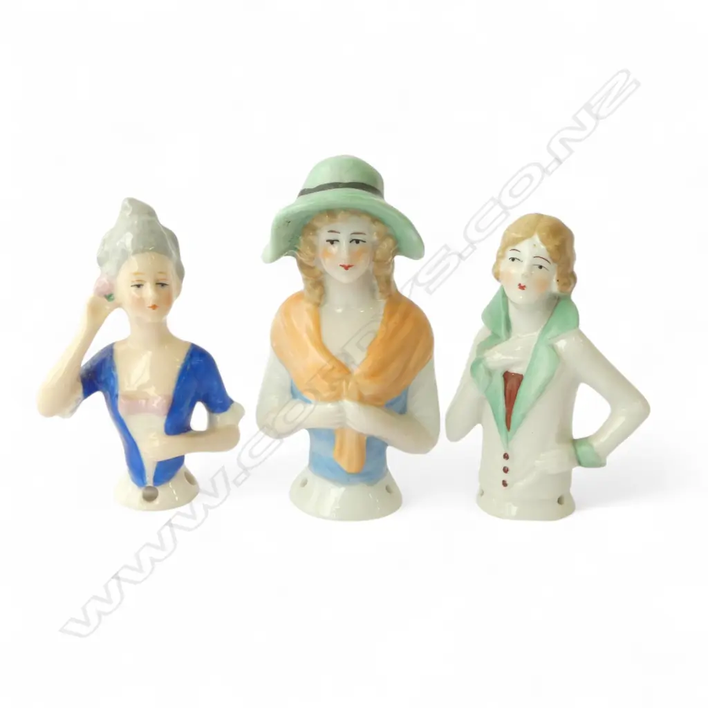 3 OLD HALF HEAD DOLLS: ! ART DECO + 1 marked Deutschland + blue blouse Image 1++