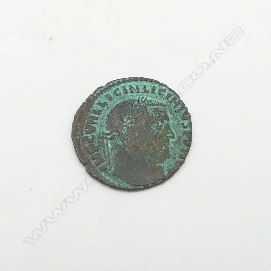 LICINIUS 1 308-324 - REVERSE JUPITER HOLDING GLOBE AND VICTORY Image 1++