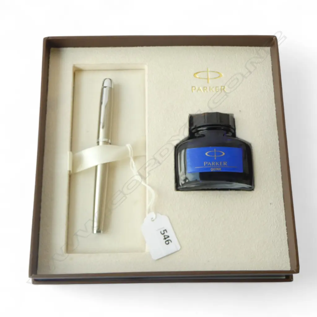 PARKER FOUNTAIN PEN + INK BOTTLE, BOXED Image 1++
