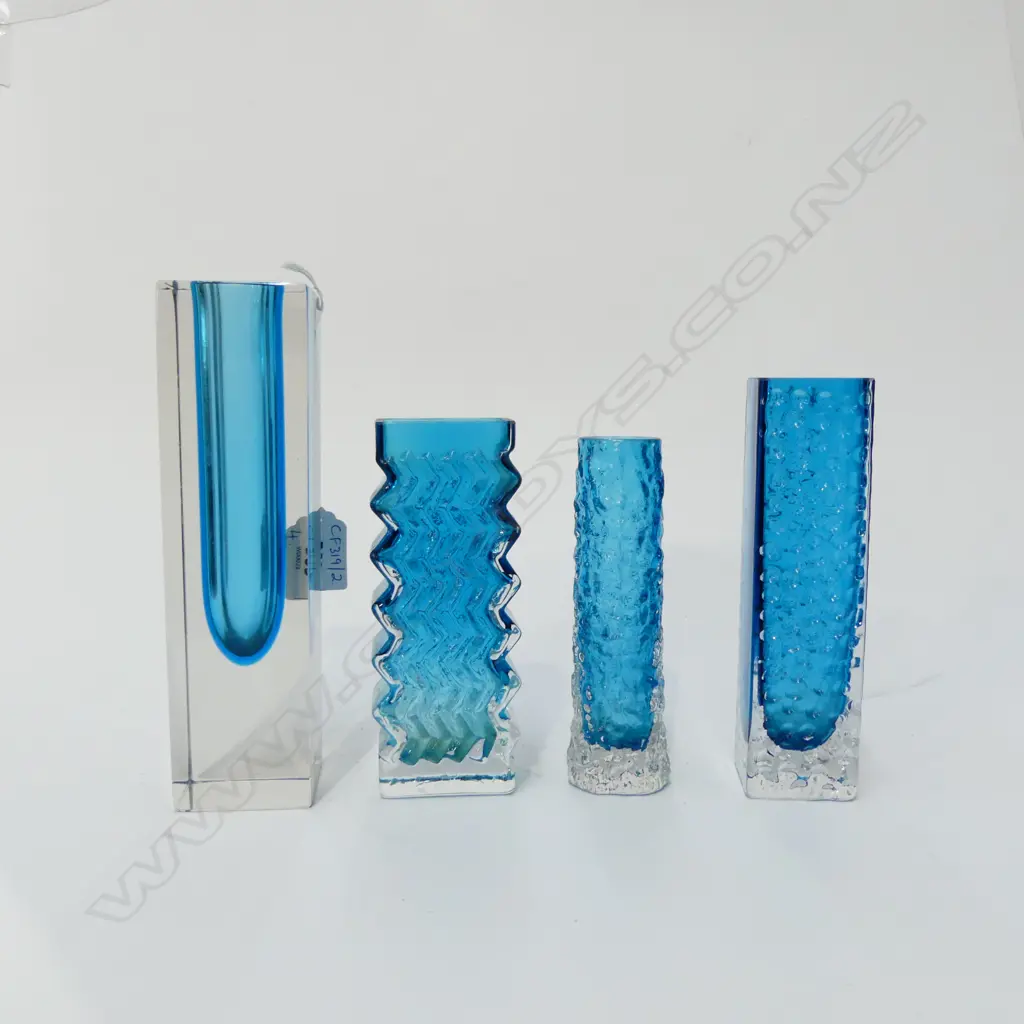 3 BLUE WHTIEFRIARS VASES + SOMMERSO VASE H.200mm Image 1++