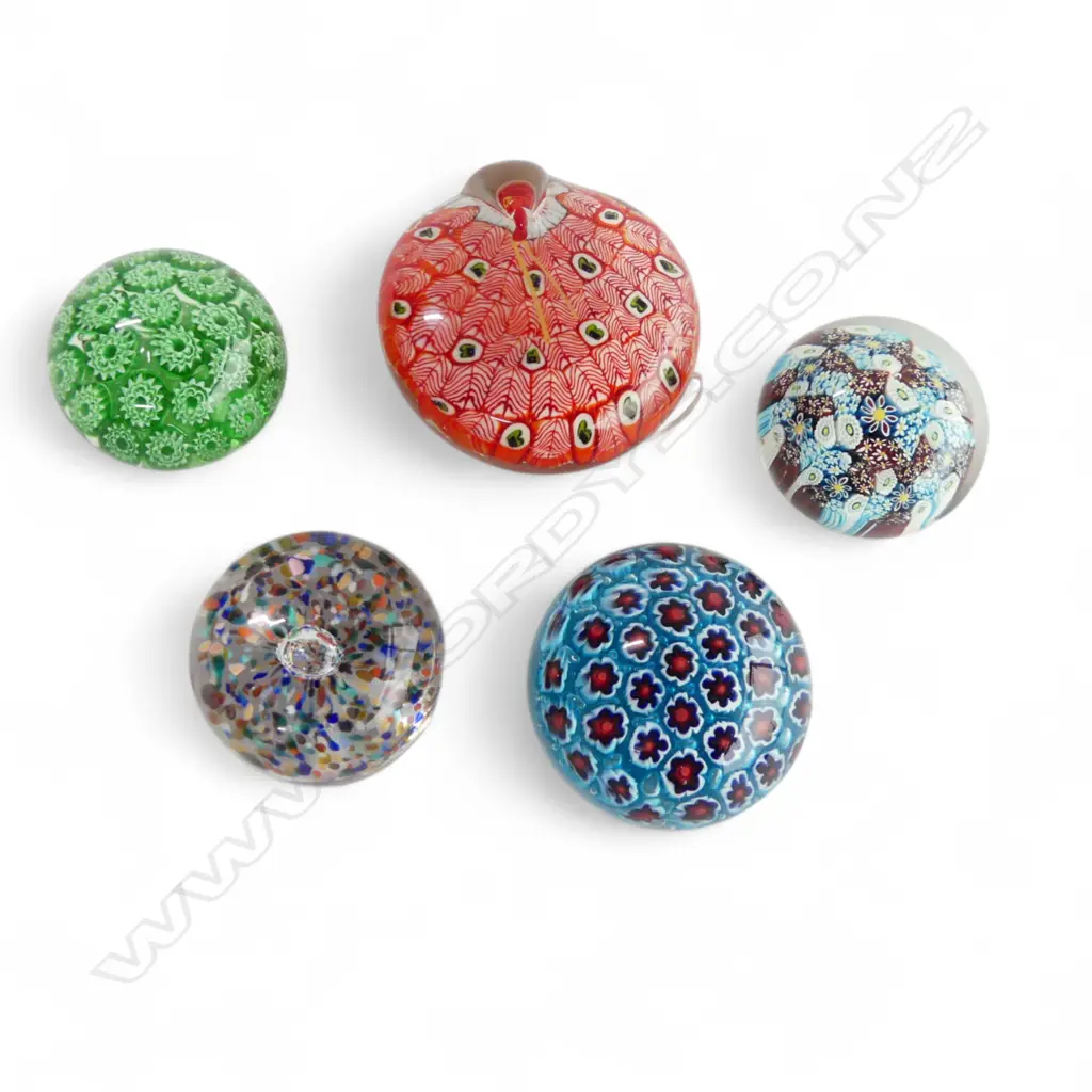 5 ART GLASS PAPERWEIGHTS  Image 1++