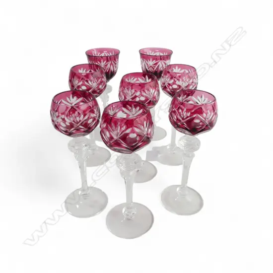 6 FLASHED CRYSTAL LIQUEUR GLASSES + 2 OTHERS