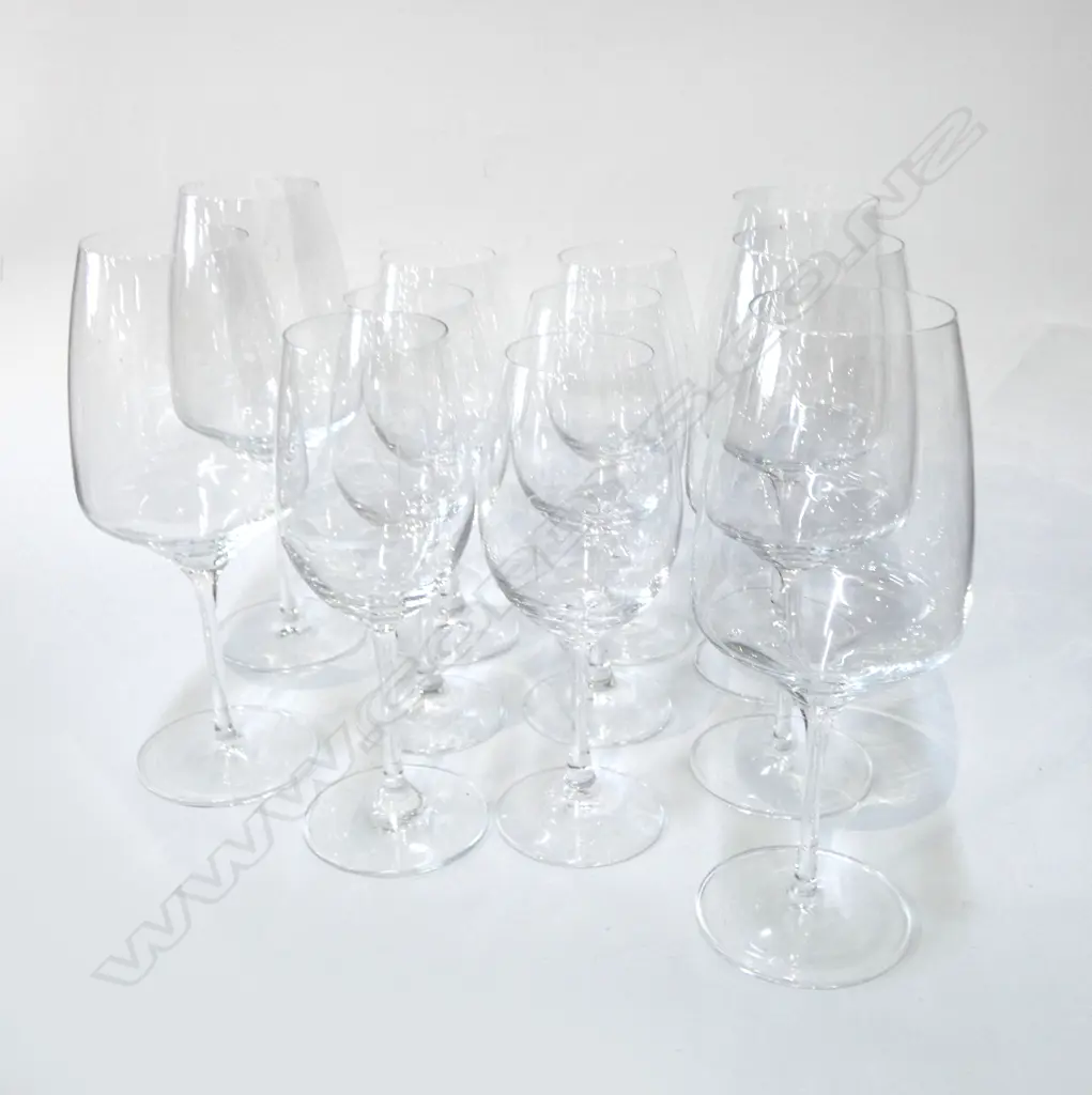 11 WINE GLASSES; 6 SPIEGELAU H.205mm w. CRAGGY RANGE LABEL, 5 STOLZLE H.235mm Image 1++