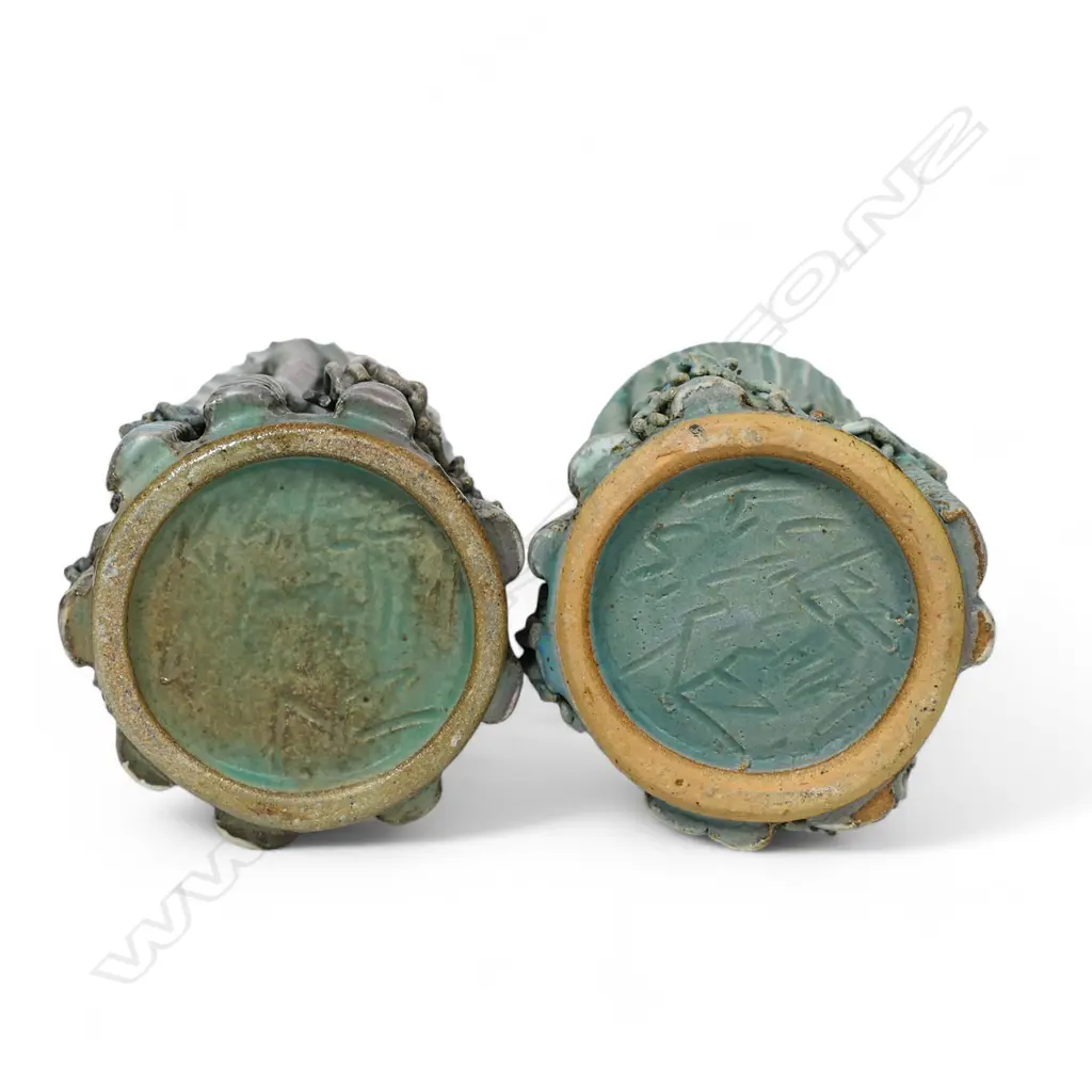 TWO KEUM SUN LEE NIKAU VASES, GREY/GREEN GLAZE, H.210mm Image 1++