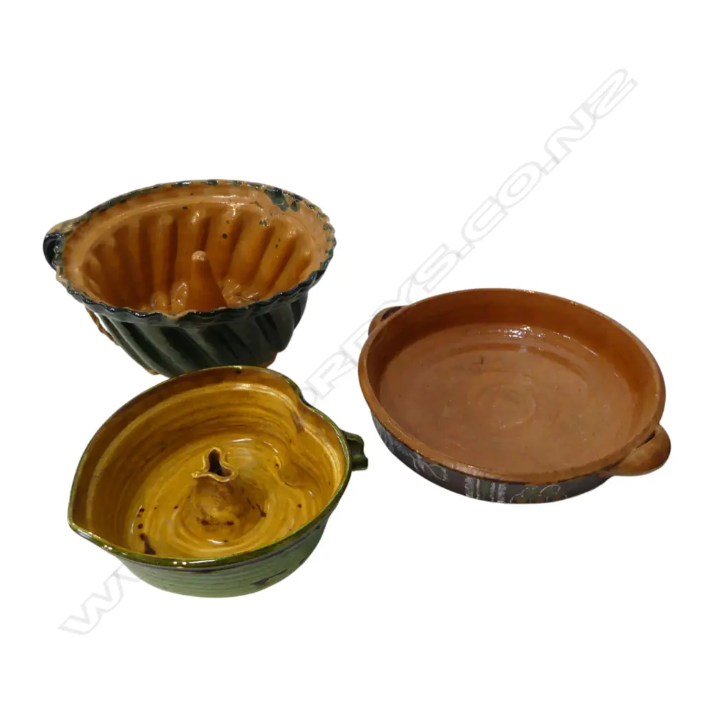 3 PCES POTTERY Incl. FRENCH PROVINCIAL Image 1++