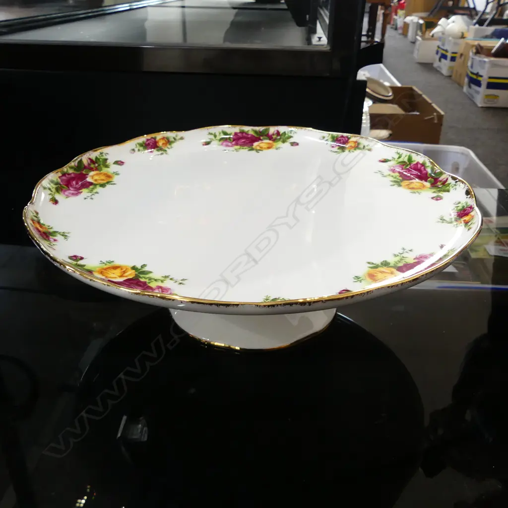 LARGE ROYAL ALBERT OLD COUNTRY ROSES CAKE STAND, D.300MM H.100MM Image 1++