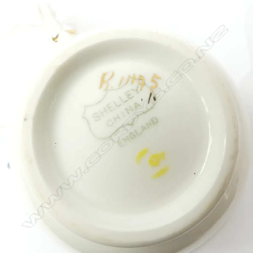2 SHELLEY CHINA CSPS & CAKE PLATE YELLOW & BLACK PAT Image 1++