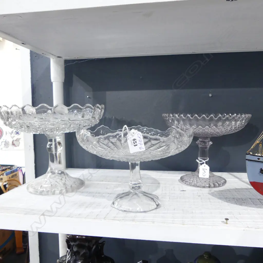 3 VINTAGE PRESSED GLASS TAZZAS lgest Dia.255mm Image 1++