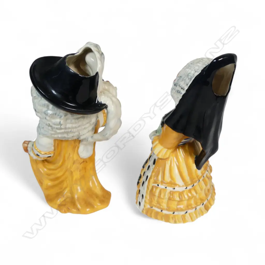 PR SHORTER & SONS DUKE & DUTCHESS PLAYA TORO FIGURAL JUGS H250MM Image 1++