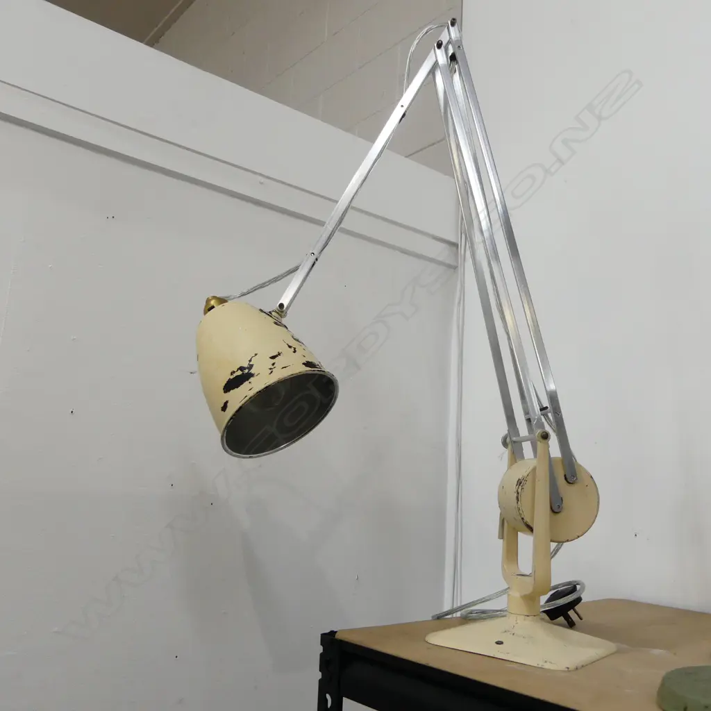 HADRILL & HORSTMAN ROLLER LAMP Image 1++
