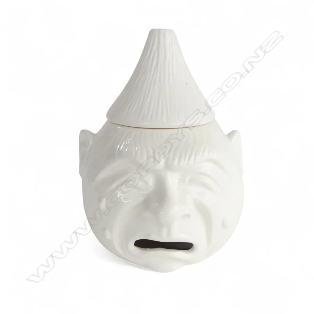 WHITE CERAMIC ONION POT H.225mm Image 1++