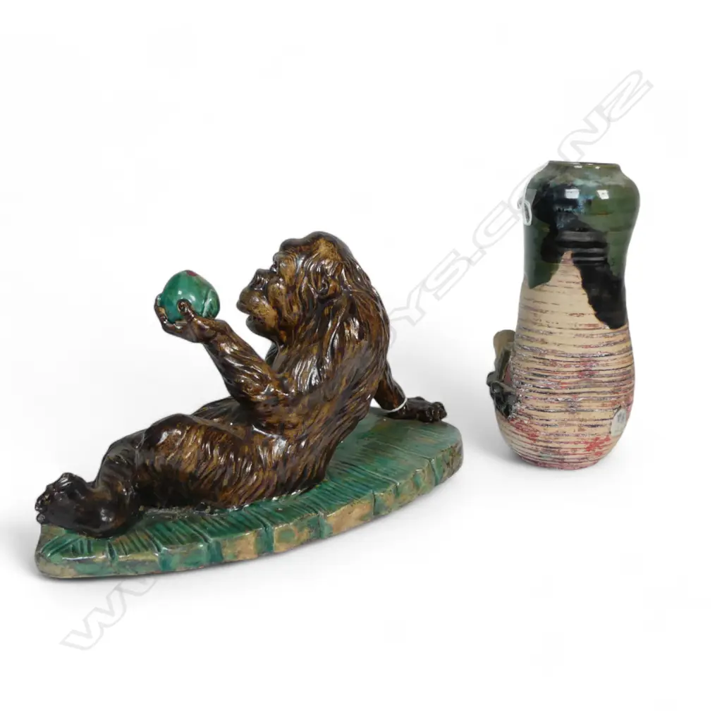 SUMIDA GAWA VASE H220MM & ORANGATANG FIGURAL ORN L300MM Image 1++