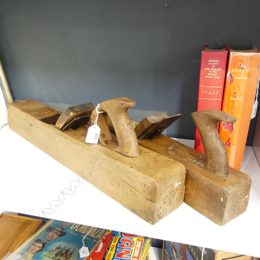 2 ANTIQUE SCOTTISH BEECHWOOD JACK PLANES - ALEX MATHIESON & TERTIUS KEEN, L.550MM L.430MM Image 1++