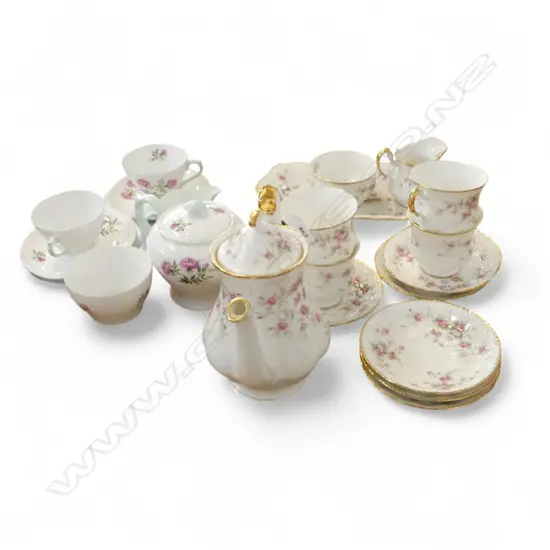 PARAGON CHINA PART TEASET VICTORIANA ROSE PAT (From the Estate of Tommy Doyle)
