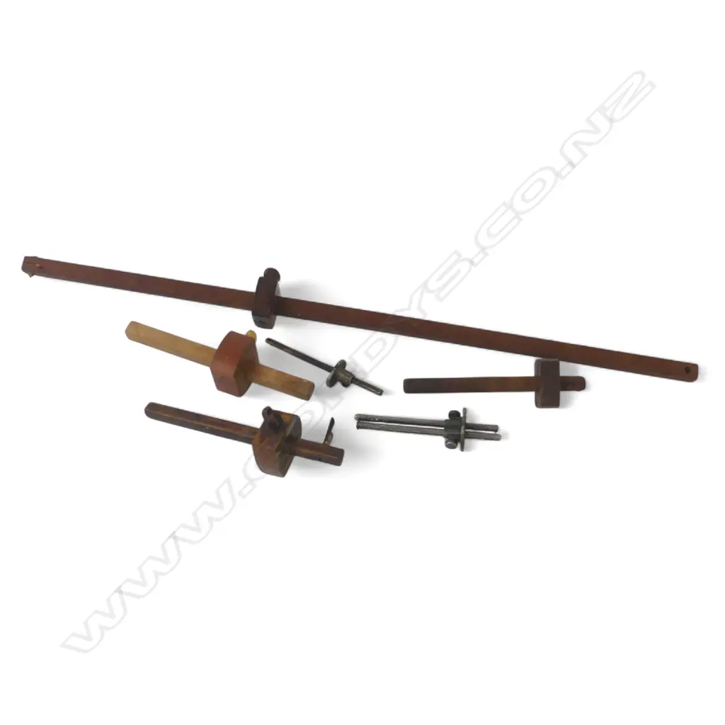 5 SCRIBES (3 WOODEN, 2 METAL) + PANEL GAUGE L.855mm Image 1++