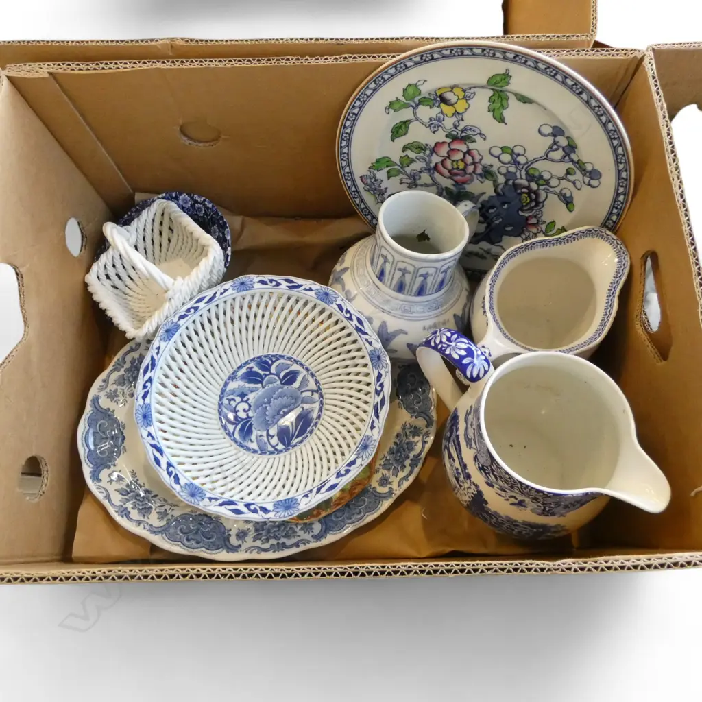 COLLECTION (BOX) MAINLY BLUE & WHITE CERAMICS: Spode Italian jug + English imari like plate etc Image 1++