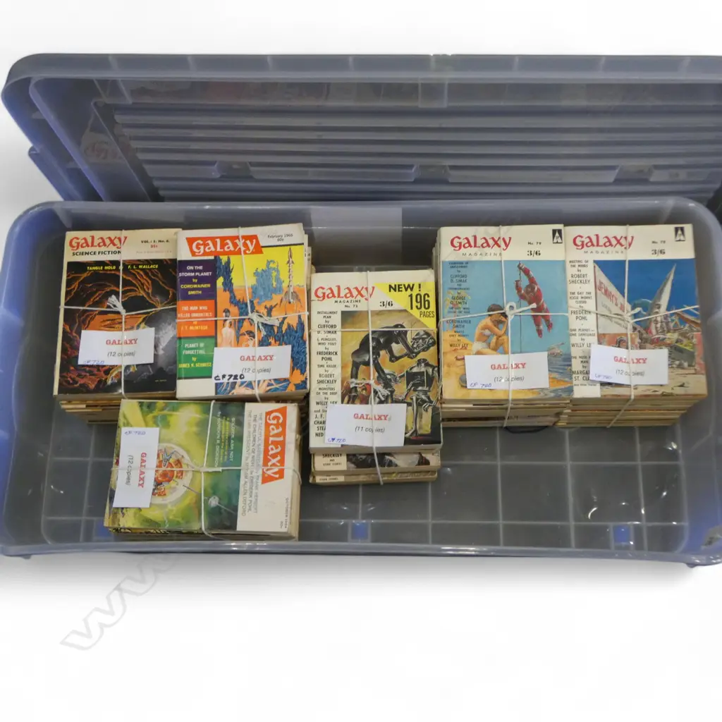 70 'GALAXY SCIENCE FICTION' MAGAZINES, UK & OTHER EDITIONS, 1960s Image 1++