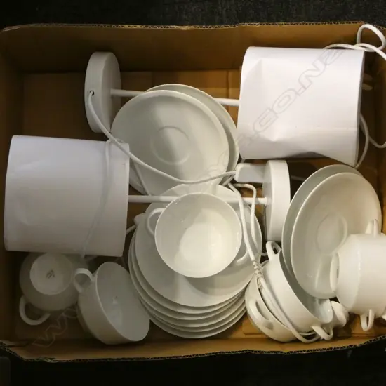 ARZBERG CHINA, PR WHITE LAMPS