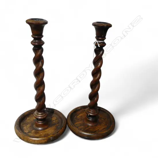 PR WOODEN BARLEY TWIST CANDLE STICKS H.370mm