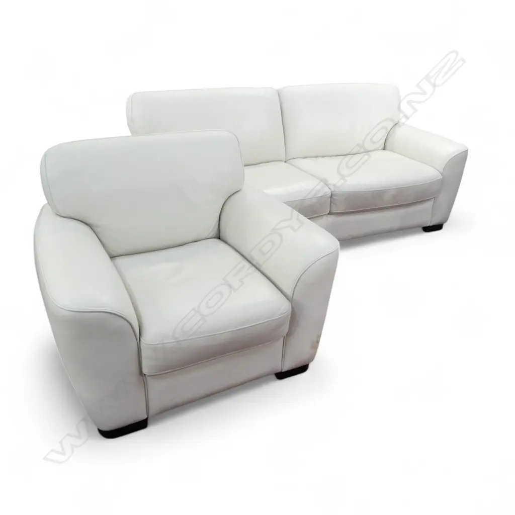 OFF WHITE LEATHER SOFA & ARMCHAIR EX FREEDOM 2100x900x820mm Image 1++