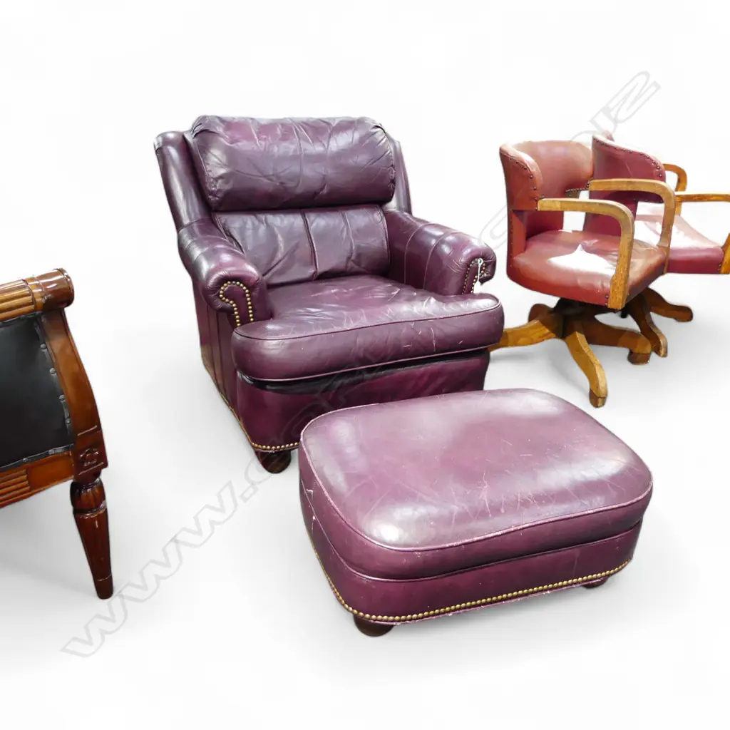 LEATHER ARMCHAIR + OTTOMAN, some wear Image 1++