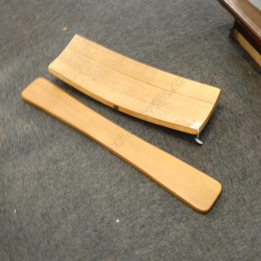 WINE BARREL PLATTER W.595mm + PIECE OF TIMBER L.780mm Image 1++