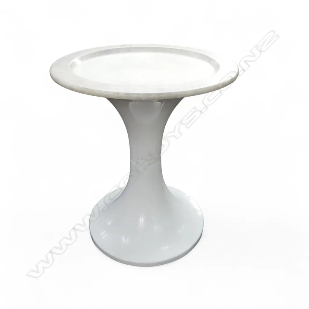 WHITE PLASTIC SIDE TABLE, DYNAWARE THAILAND H.640mm, 555mm dia Image 1++