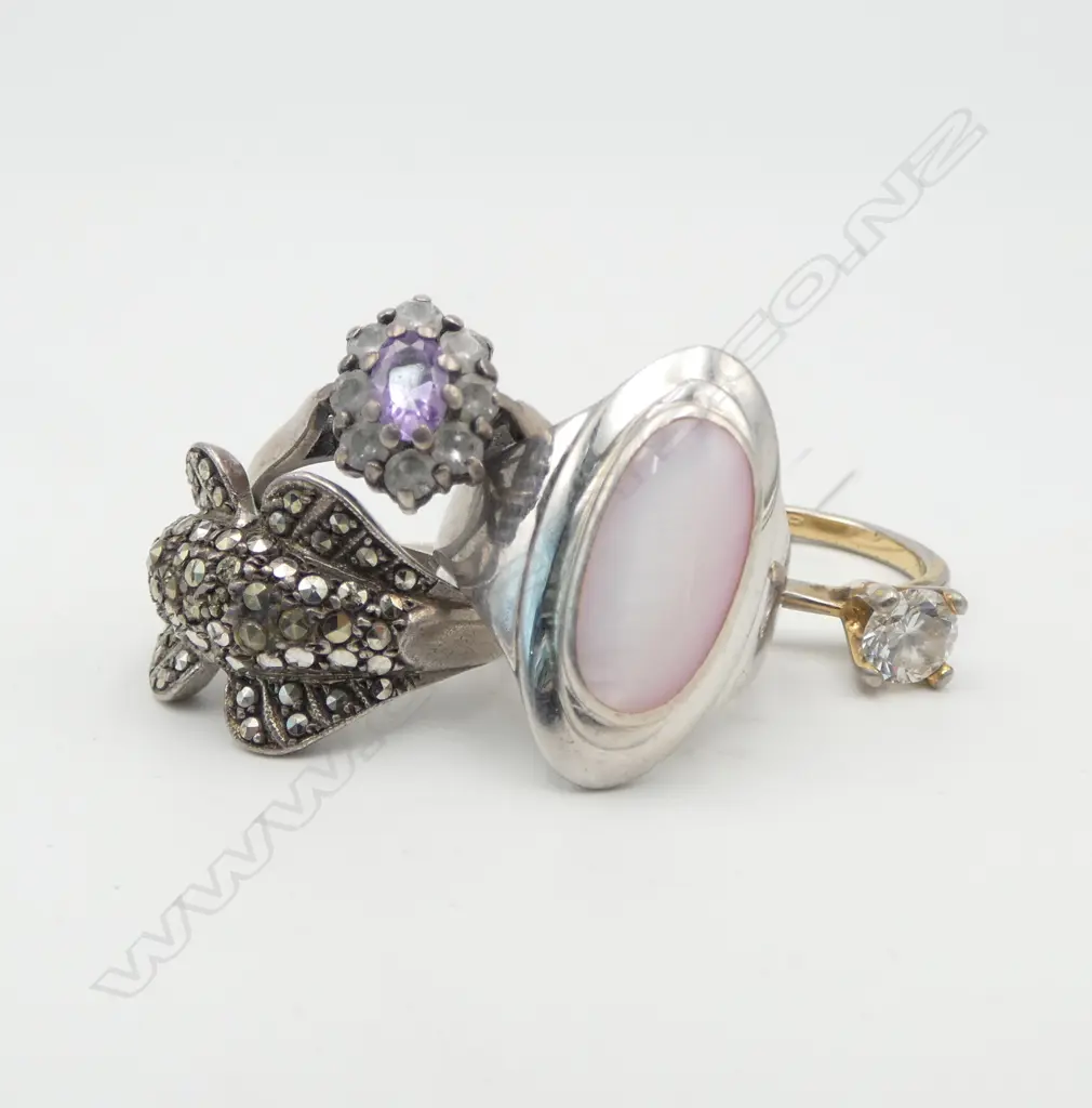 4 SILVER RINGS Image 1++