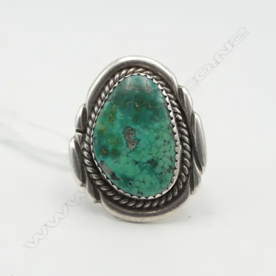 STERLING SILVER & TURQUOISE RING SIZE R