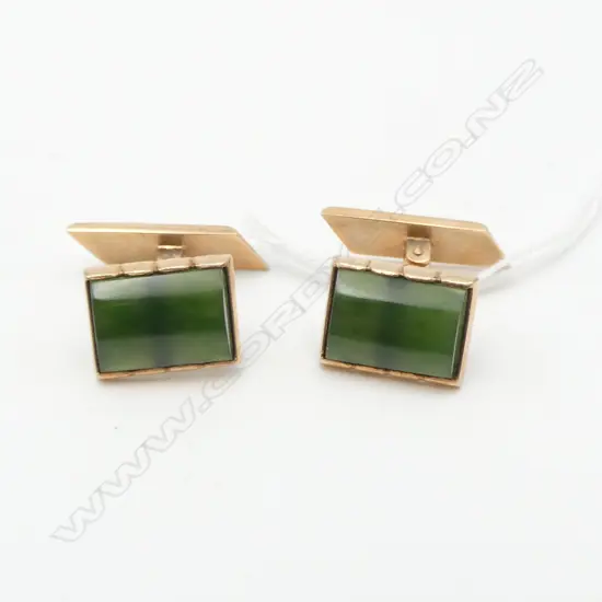 PR 9CT & GREENSTONE CUFFLINKS, 10.4gms