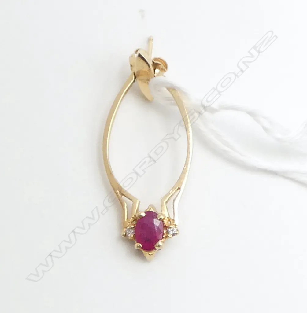 14CT RUBY & DIAMOND DOUBLE SIDED (1/2 ) EARRING, 2.45gms Image 1++