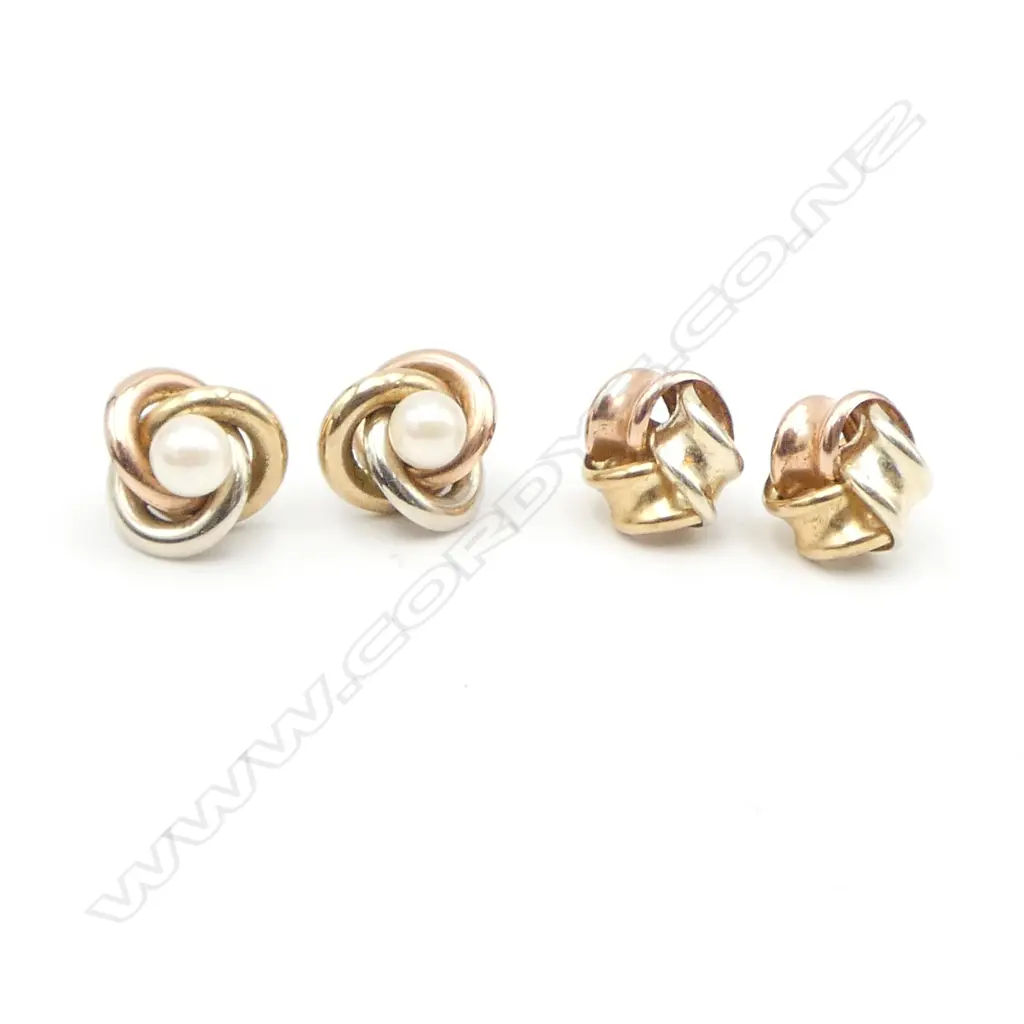 2 PRS 9CT 3 TONE GOLD EARRINGS, 3.3gms Image 1++