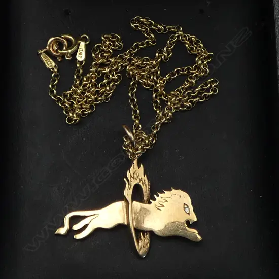 KAREN WALKER 9CT GOLD PENDANT AND SILVER GILT CHAIN 4.50gms (boxed)