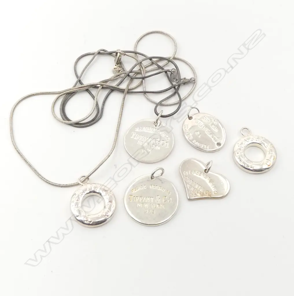 2 STG SILVER 'TIFFANY & CO' ? PENDANT NECKLACES + 4 LOOSE 42gms Image 1++