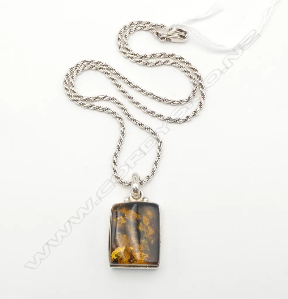 925 SILVER NECKLACE w. AMBER PENDANT Image 1++