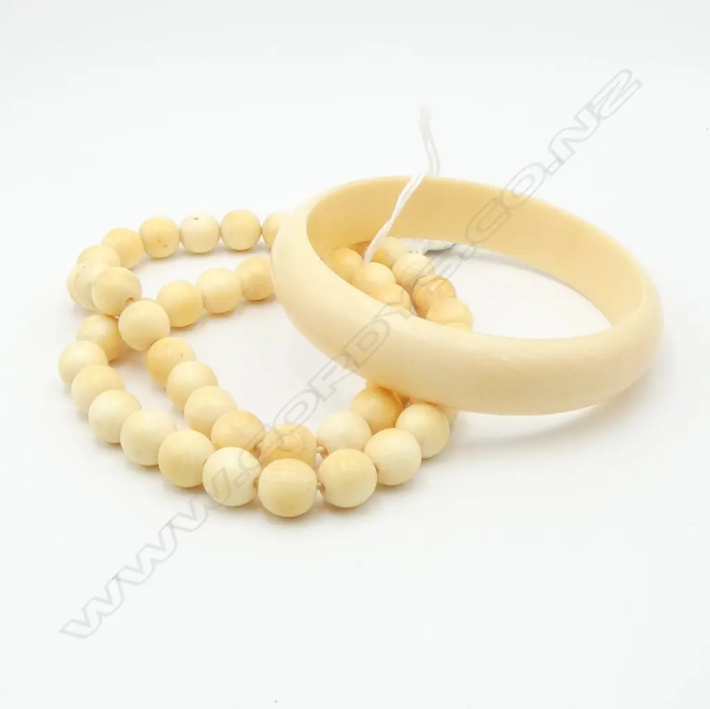 IVORY BEADS & BRACELET Image 1++
