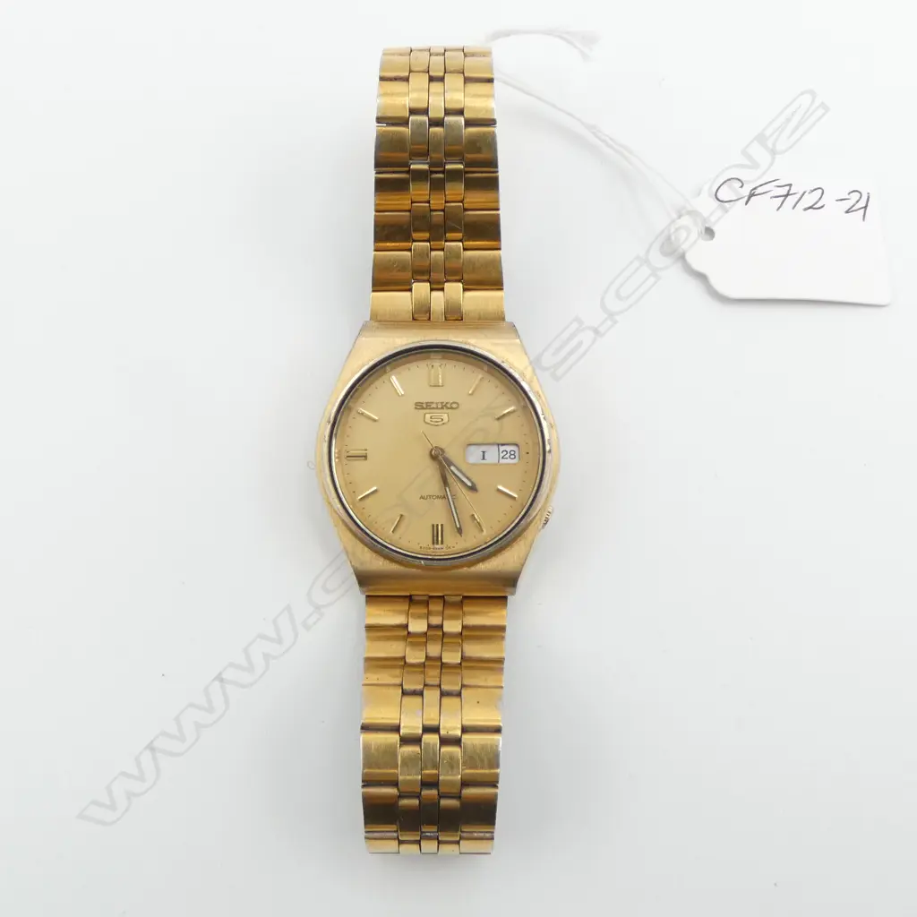 VINTAGE SEIKO 5 GENT'S GILT WRISTWATCH running Image 1++