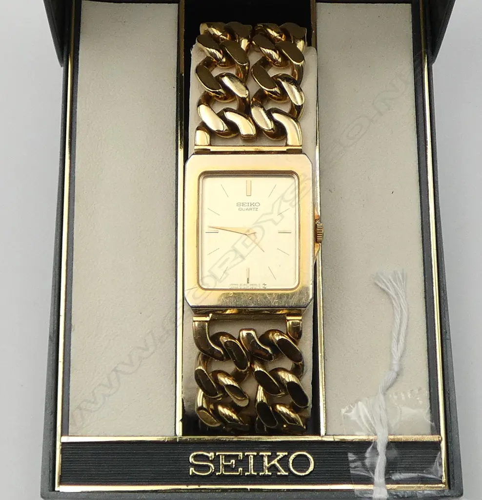 VINTAGE SEIKO QUARTZ BRACELET WRISTWATCH, RUNNING Image 1++